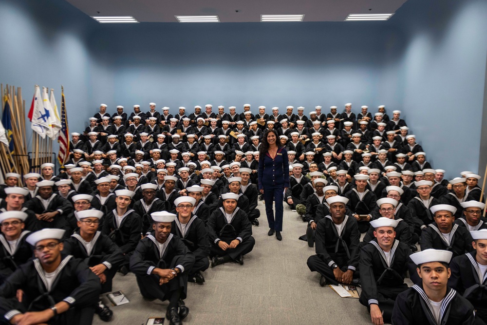 Navy Ombudsman-at-Large Visits NSGL, RTC