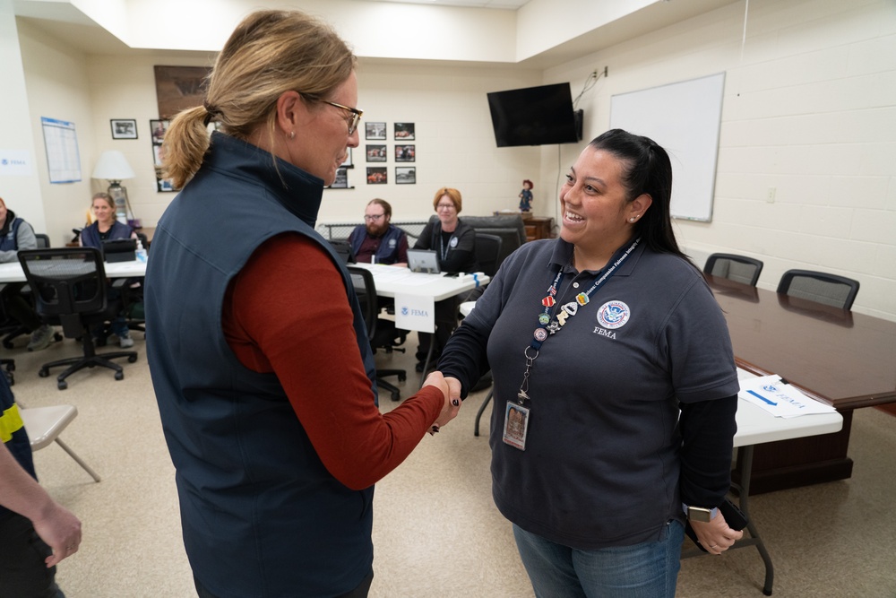 FEMA Administrator Visits Staff at Disaster Recovery Center