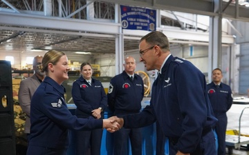 Gen. John Lamontagne visits the 89th Airlift Wing
