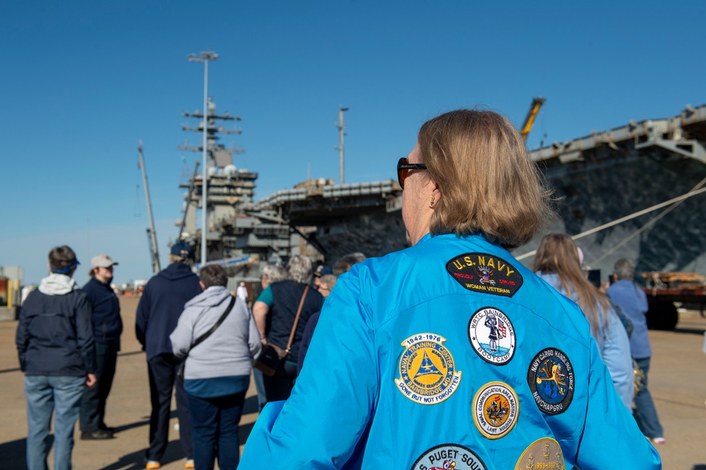 IKE Hosts Bainbridge WAVES Group in Naval Station Norfolk