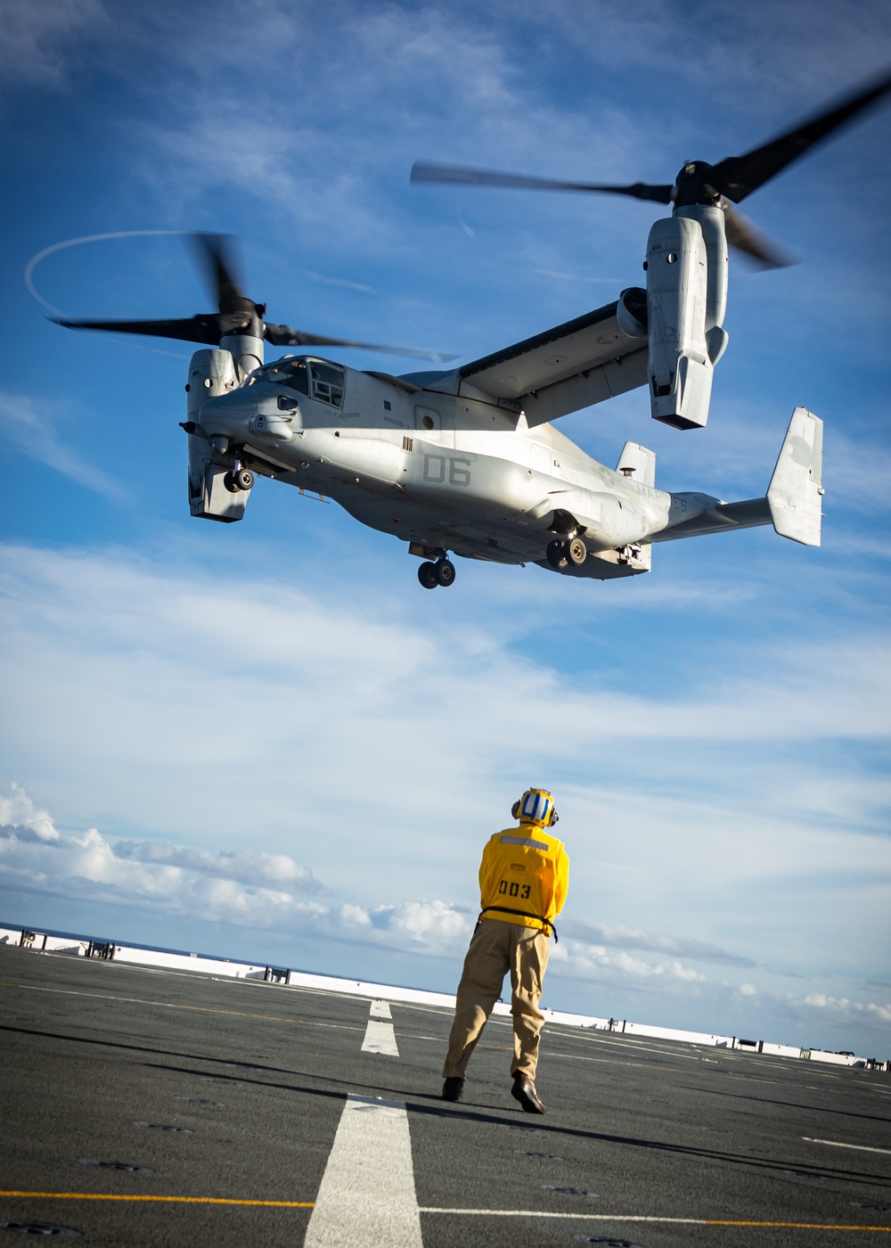 Warrior Voyage 2024: VMM-363 Conducts Deck Landing Qualifications on the USS John L. Canley