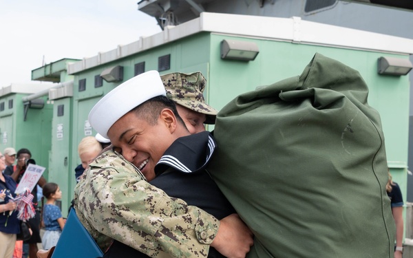 USS Russell Homecoming 2024