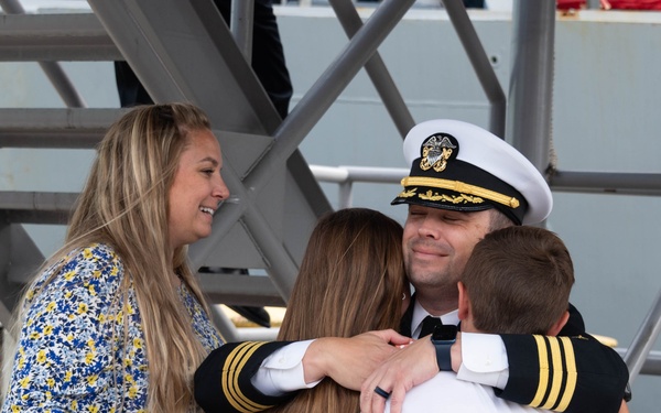 USS Russell Homecoming 2024