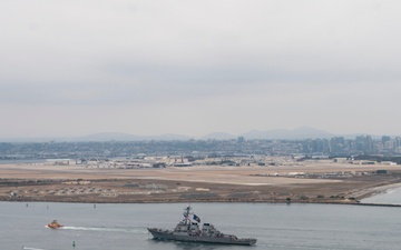 USS Russell (DDG 59) Returns to Homeport