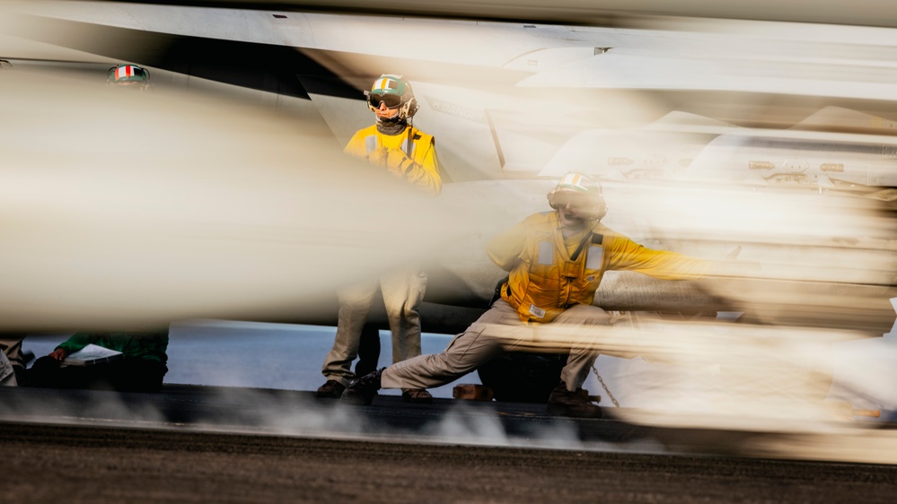 USS George Washington Conducts Flight Deck Operations