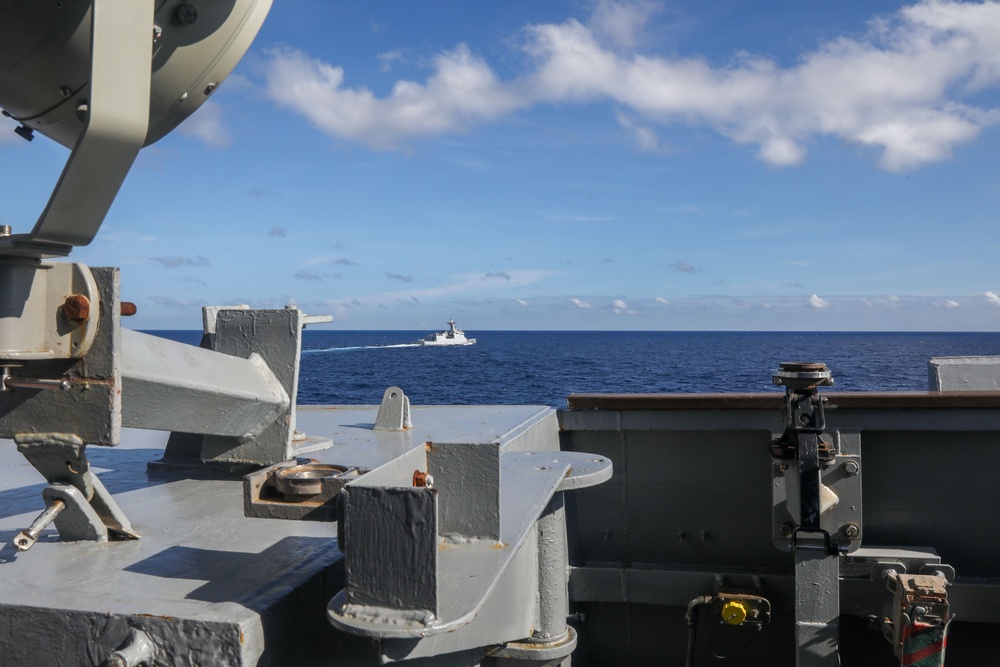 USS Howard (DDG 83) participates in an anti-submarine exercise during Sama Sama 2024 in the South China Sea