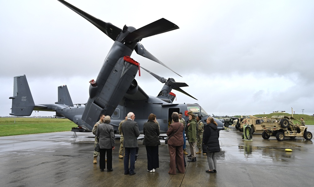 Team Mildenhall, Liberty Wing host High Sheriffs, HM Vice-Lord Lieutenants, Deputy Lieutenants for familiarization visit