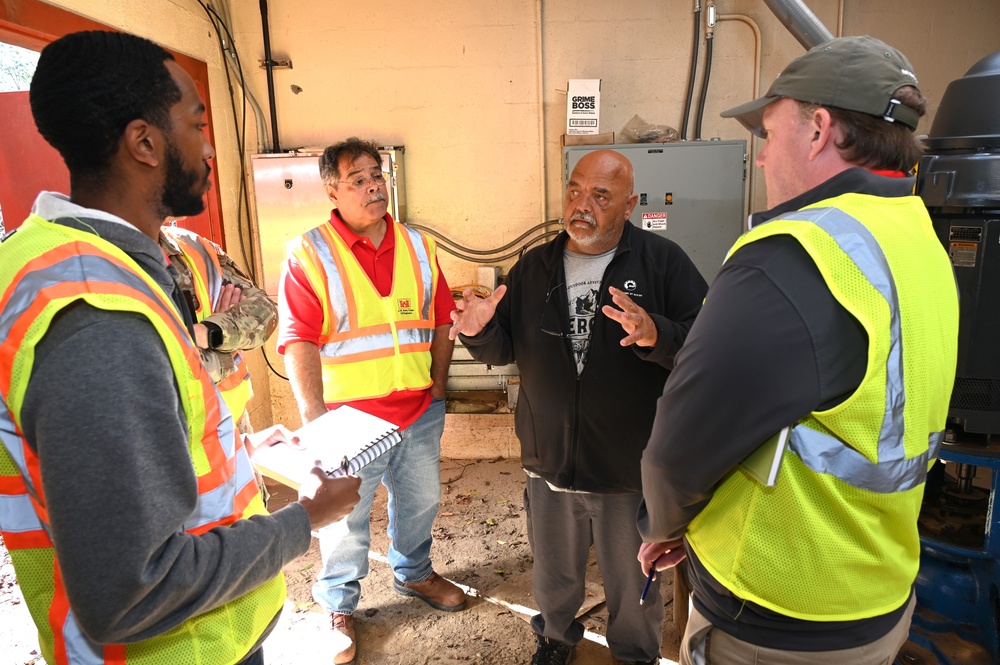 Corps of Engineers Task Force Water assesses damage at North Carolina water intake structure