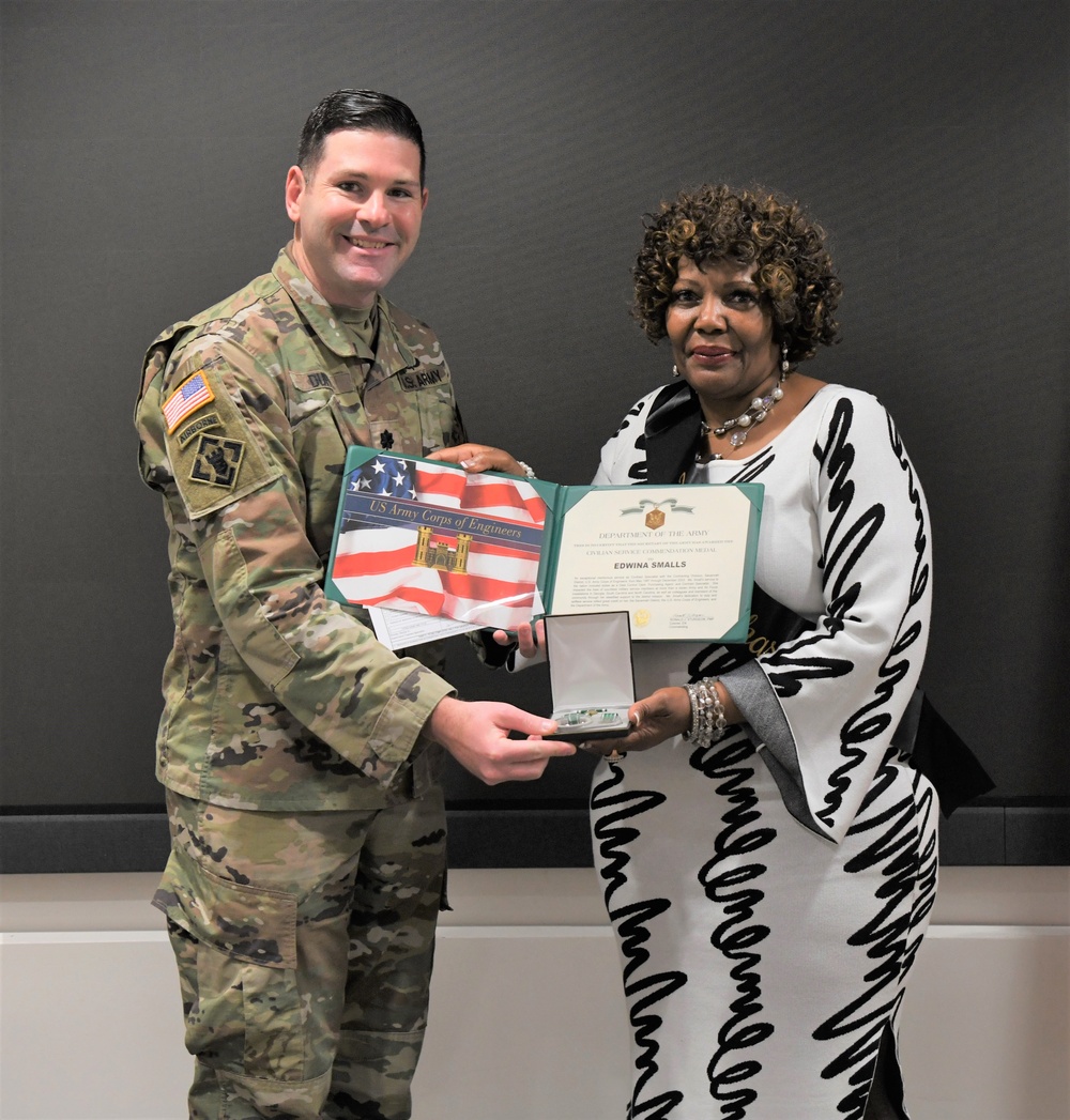 USACE contract specialist retires after 41 years