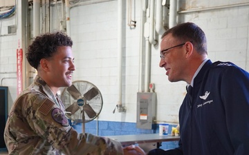 Gen. John Lamontagne visits the 89th Airlift Wing