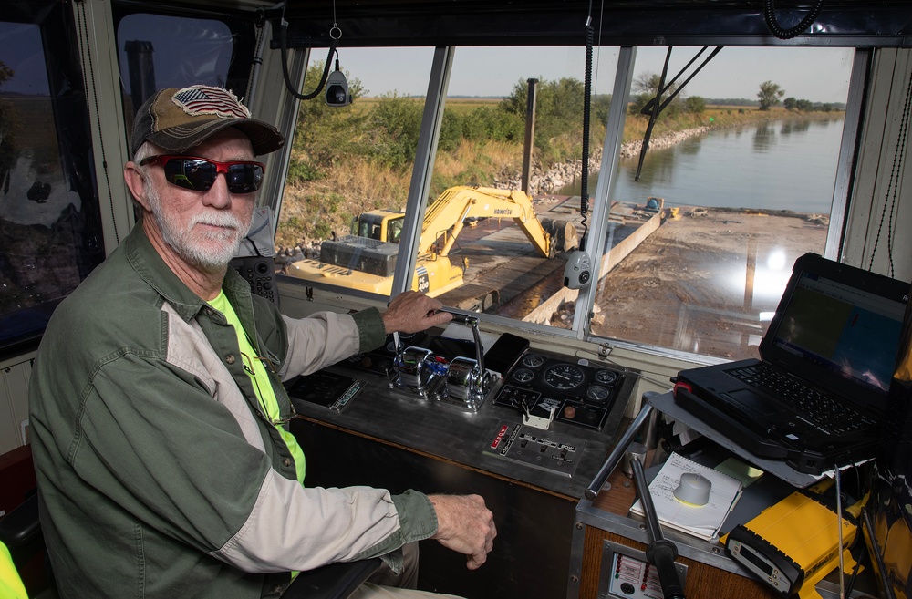 Omaha District, tribally-owned company partner for Missouri River maintenance