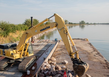Omaha District, tribally-owned company partner for Missouri River maintenance