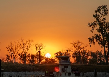 Omaha District, tribally-owned company partner for Missouri River maintenance