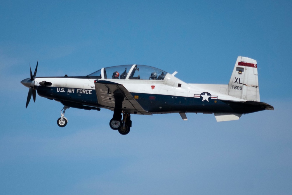 Feb. 14, 2024 T-6A Texan II take offs at Laughlin AFB