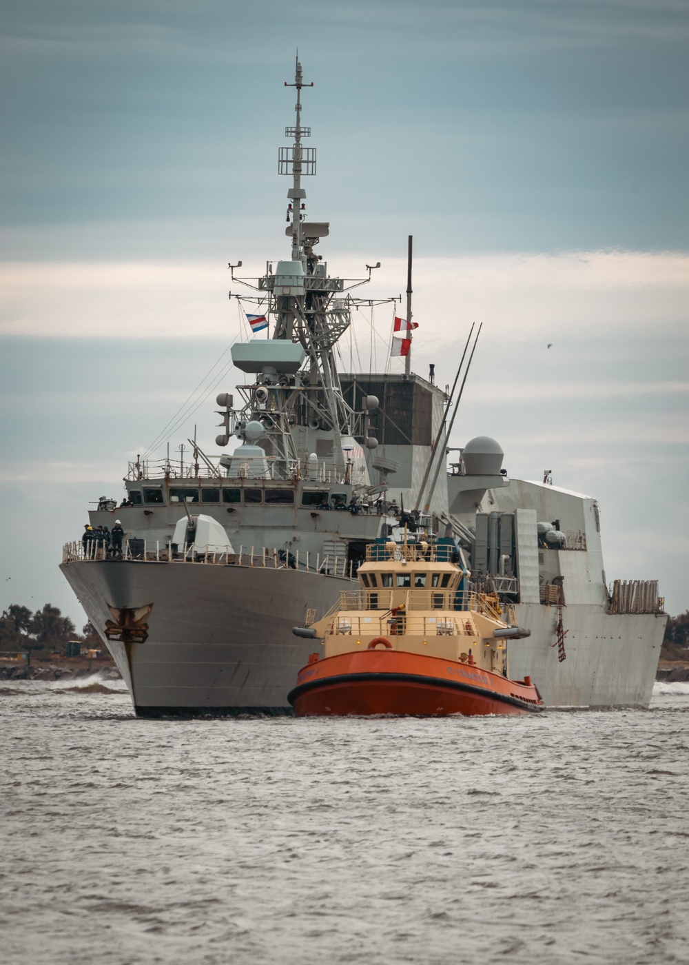 HMCS Montreal Pulls Into Naval Station Mayport
