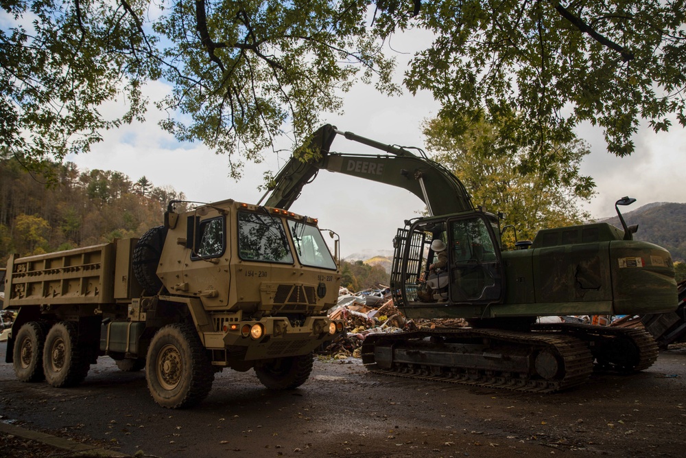 Tennessee Guardsmen continue efforts in Hampton and Roan Mountain, Tennessee