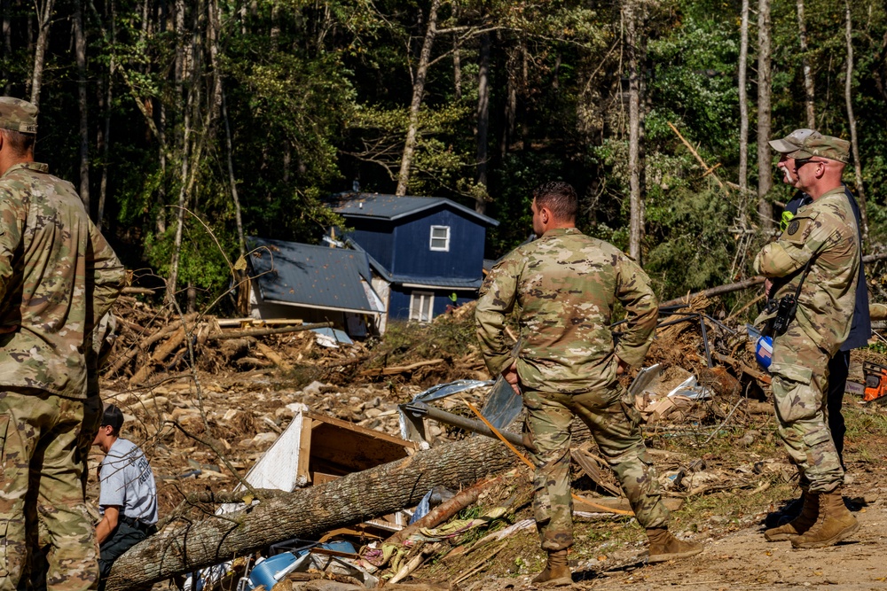 North Carolina National Guard soldiers assist the Indiana Task Force One Urban Search and Rescue team