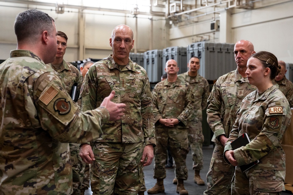 CSAF, CMSAF communicates readiness, reoptimization during visit at Yokota