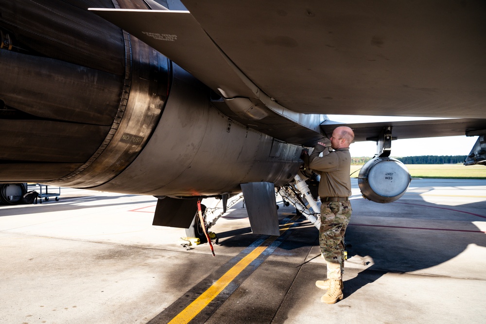CRI: F-16 Fighter Jet Repairs