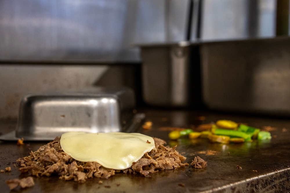 131st Force Support serves lunch at the In-flight Kitchen