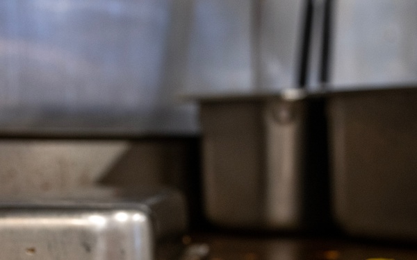 131st Force Support serves lunch at the In-flight Kitchen