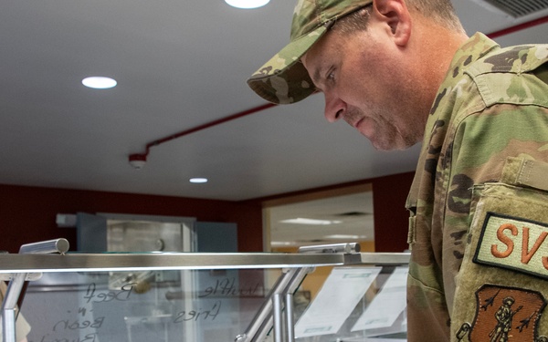 131st Force Support serves lunch at the In-flight Kitchen