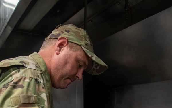 131st Force Support serves lunch at the In-flight Kitchen