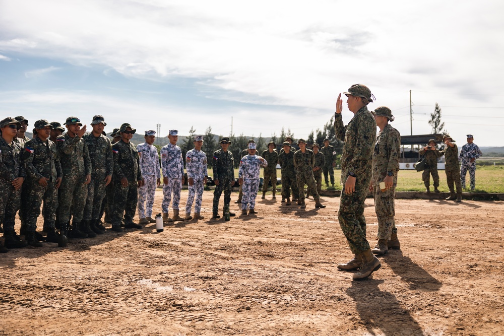 KAMANDAG 8: U.S., Philippine Marines, JGSDF; Small Boat SMEE