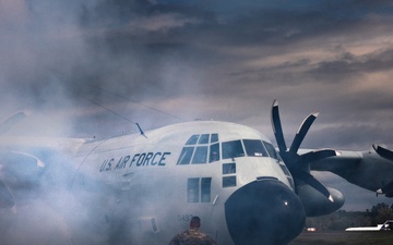 LC-130 at Albany Airport