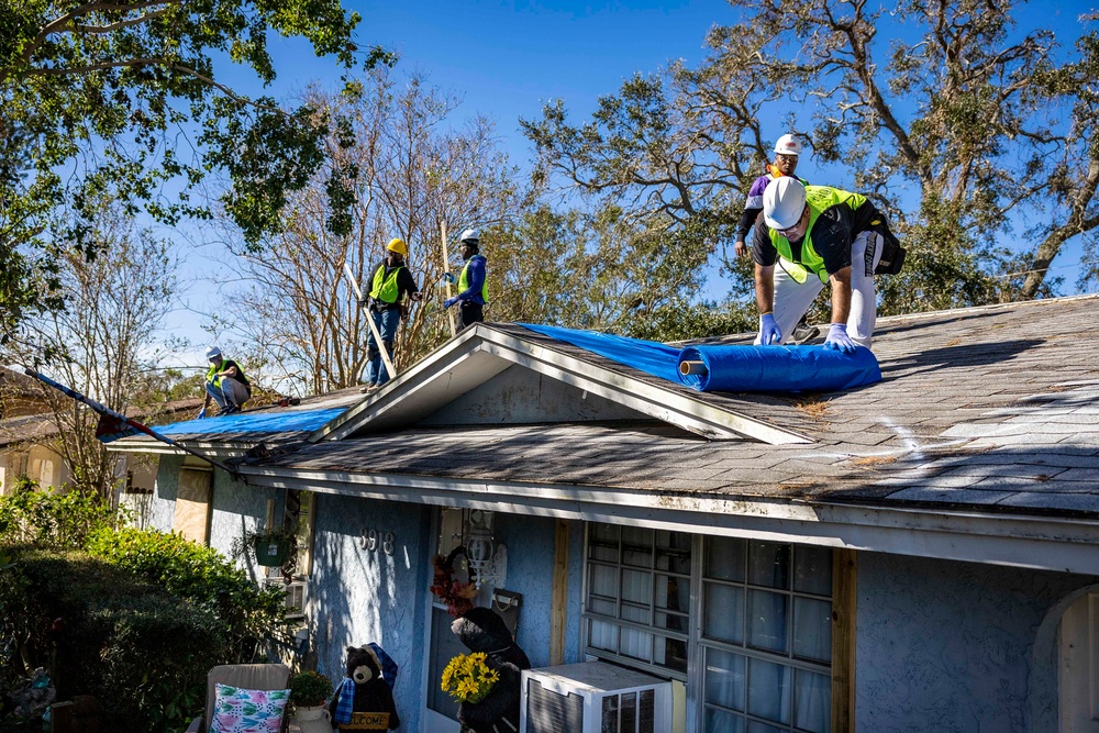 U.S. Army Corps of Engineers First Blue Roof Project in Sarasota for Hurricane Milton