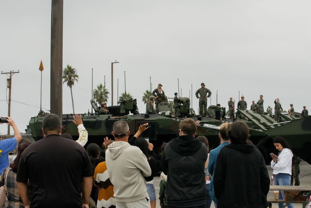 Elements of the 15th MEU Return from Deployment Aboard USS Harpers Ferry