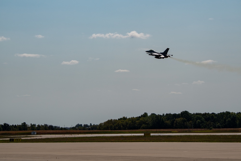 Jets Take to the Sky During 122nd FW Drill