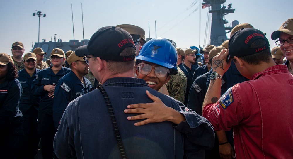 USS ESSEX (LHD 2) All Hands Call