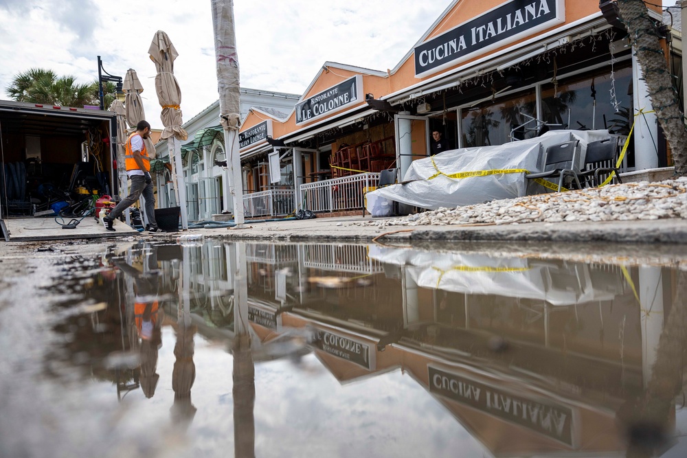 Damage and debris in Sarasota, Florida