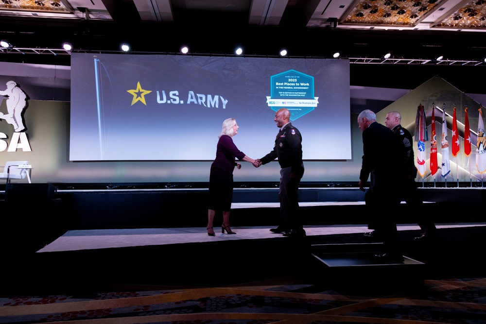 Army Civilian Showcase Celebrates Top 5 Best Places to Work in the Army