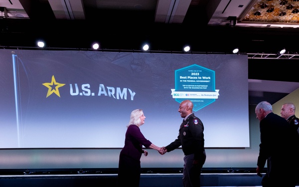 Army Civilian Showcase Celebrates Top 5 Best Places to Work in the Army