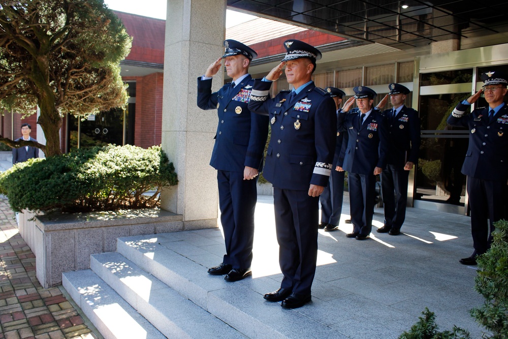 CSAF, CMSAF visit Korea