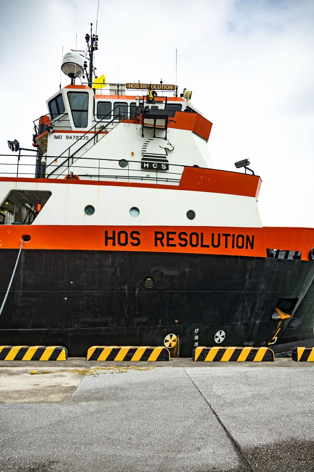 Stern Landing Vessel arrives at Naha Military Port