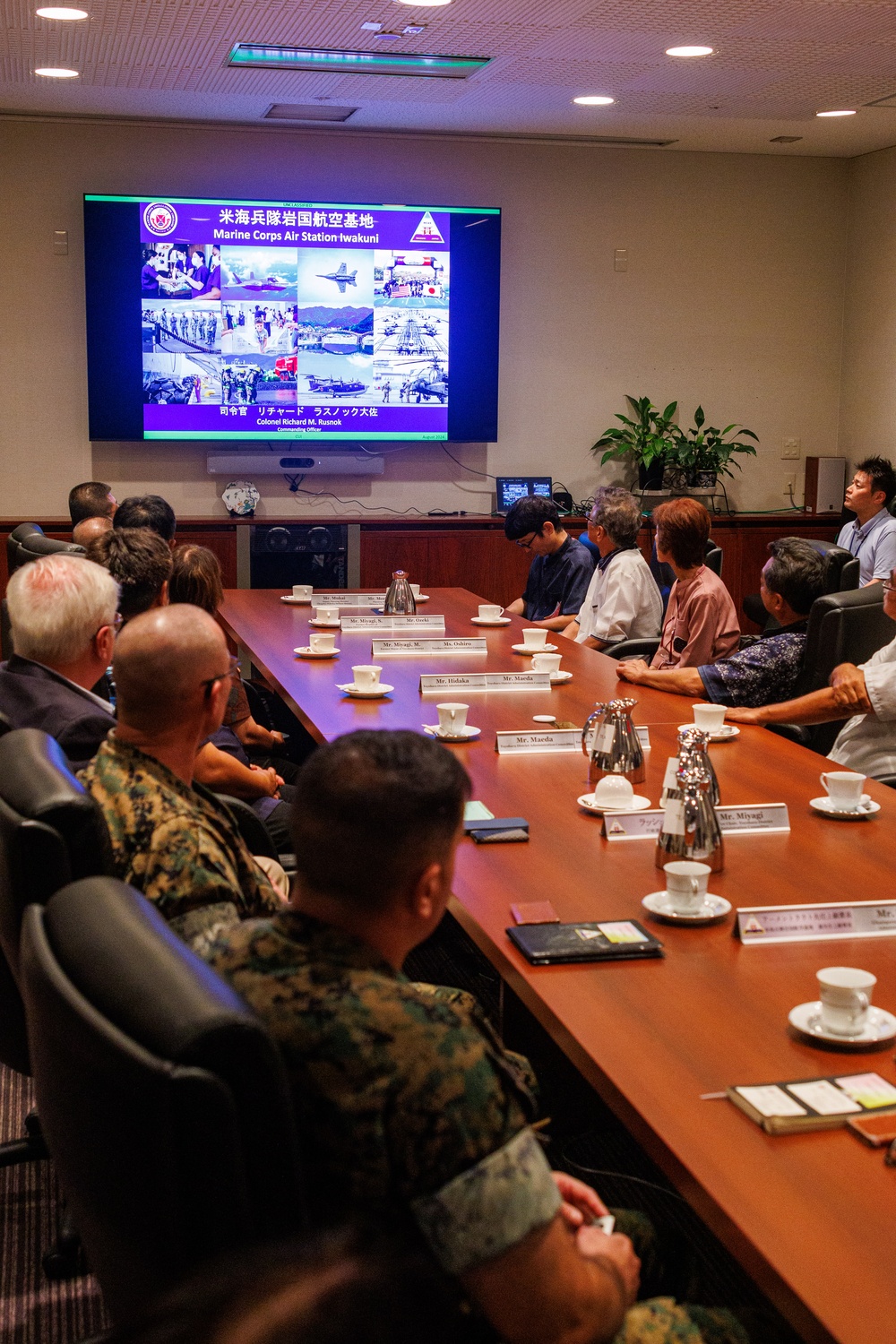 Toyohara District visit Marine Corps Air Station Iwakuni