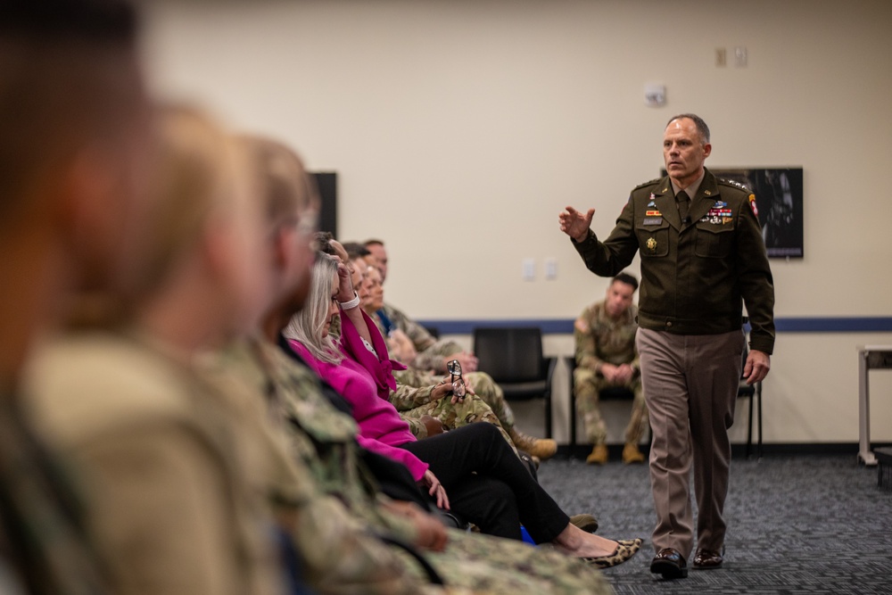 Eighth Army Commanding General addresses DINFOS student boy