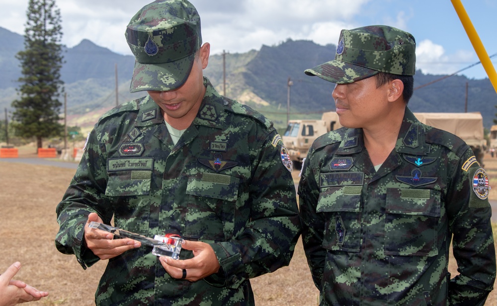 5th SFAB's Plaque Presentation to Multinational Partners