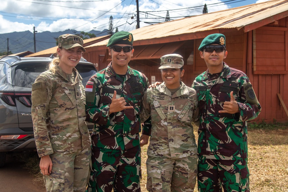 5th SFAB's Plaque Presentation to Multinational Partners