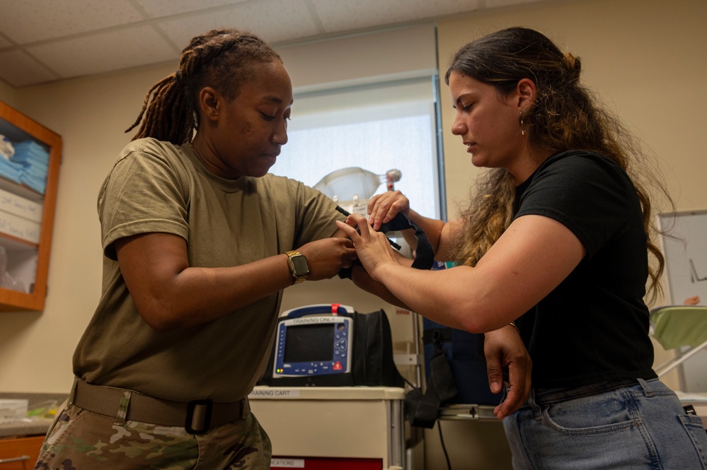 Building Bonds: Osan AB Spouse Immersion Tour