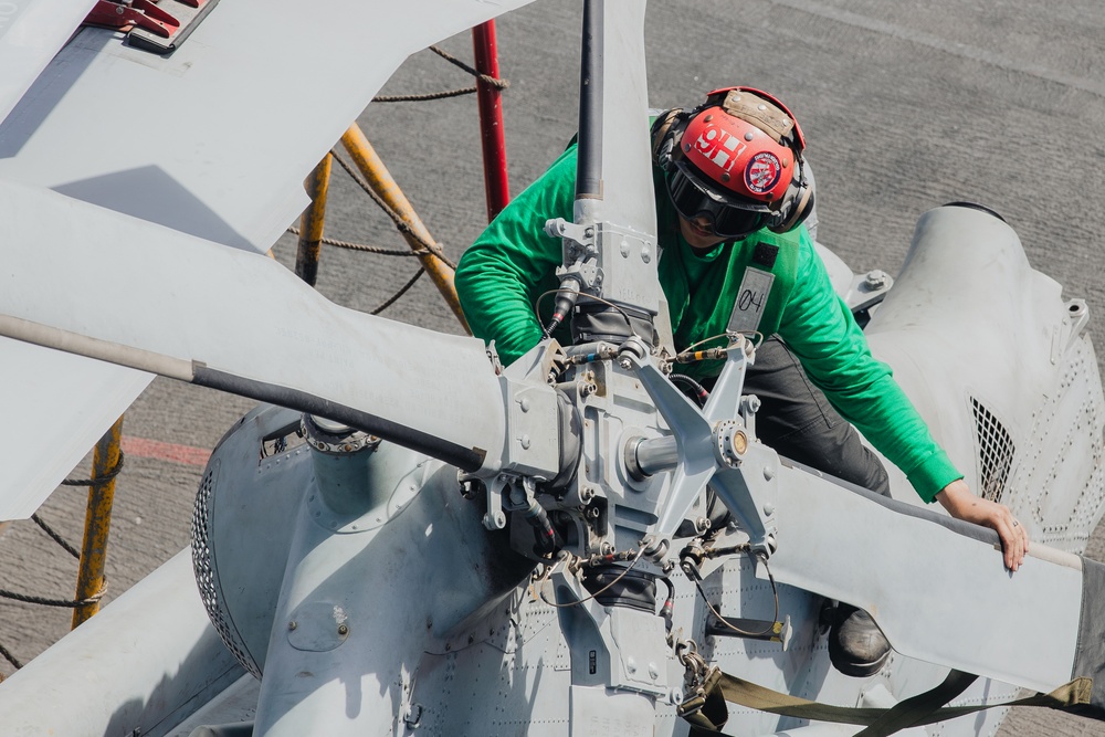 USS George Washington Conducts Flight Operations