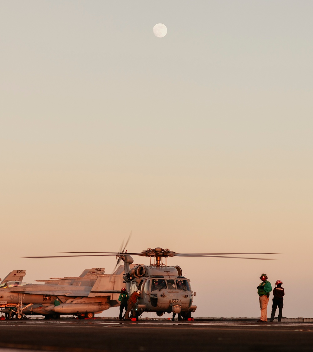 USS George Washington Conducts Flight Operations