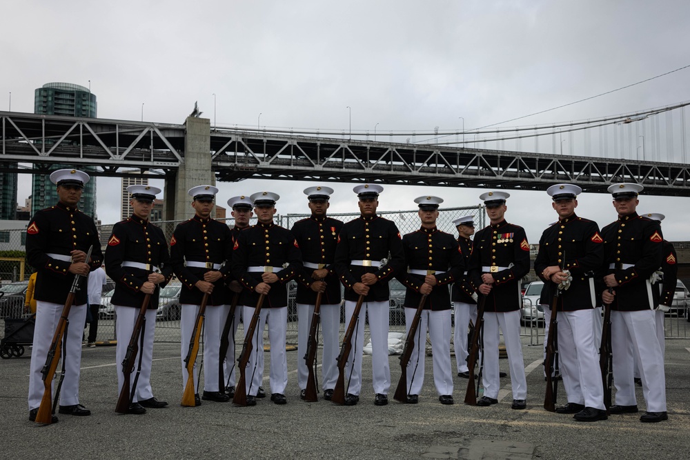 DVIDS Images SFFW24 USMC Silent Drill Platoon Performs at Fleet