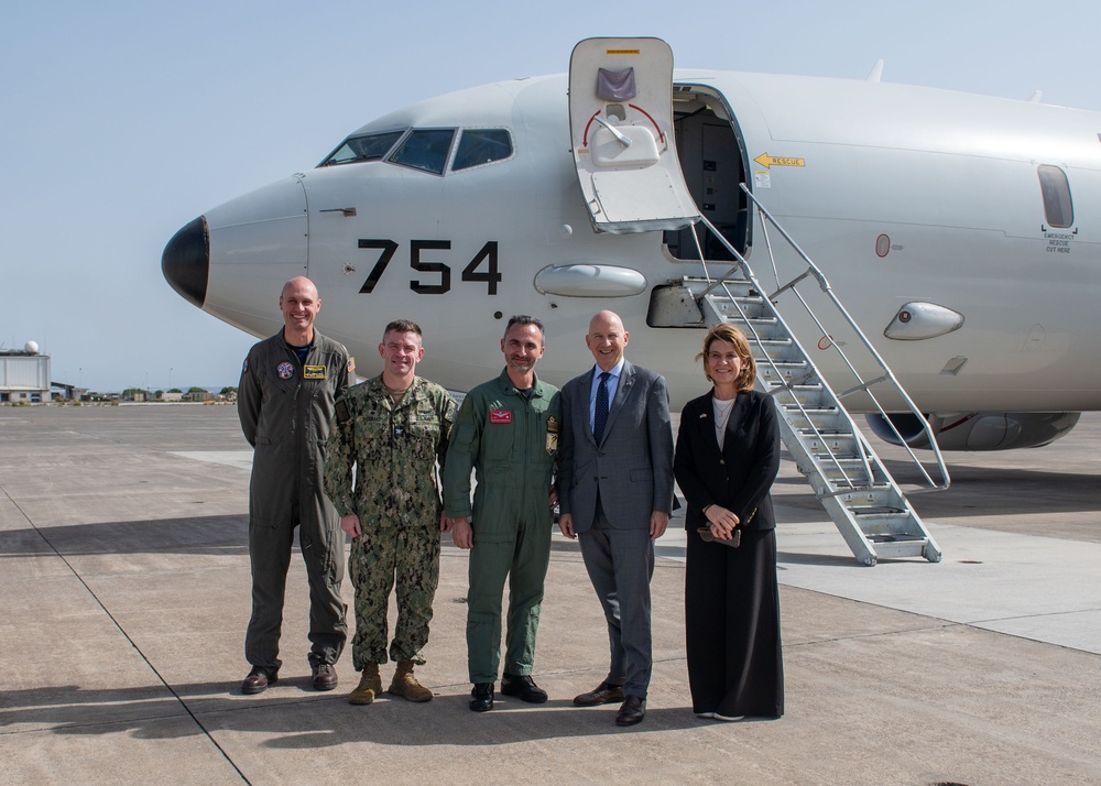 Ambassador visit to NAS Sigonella