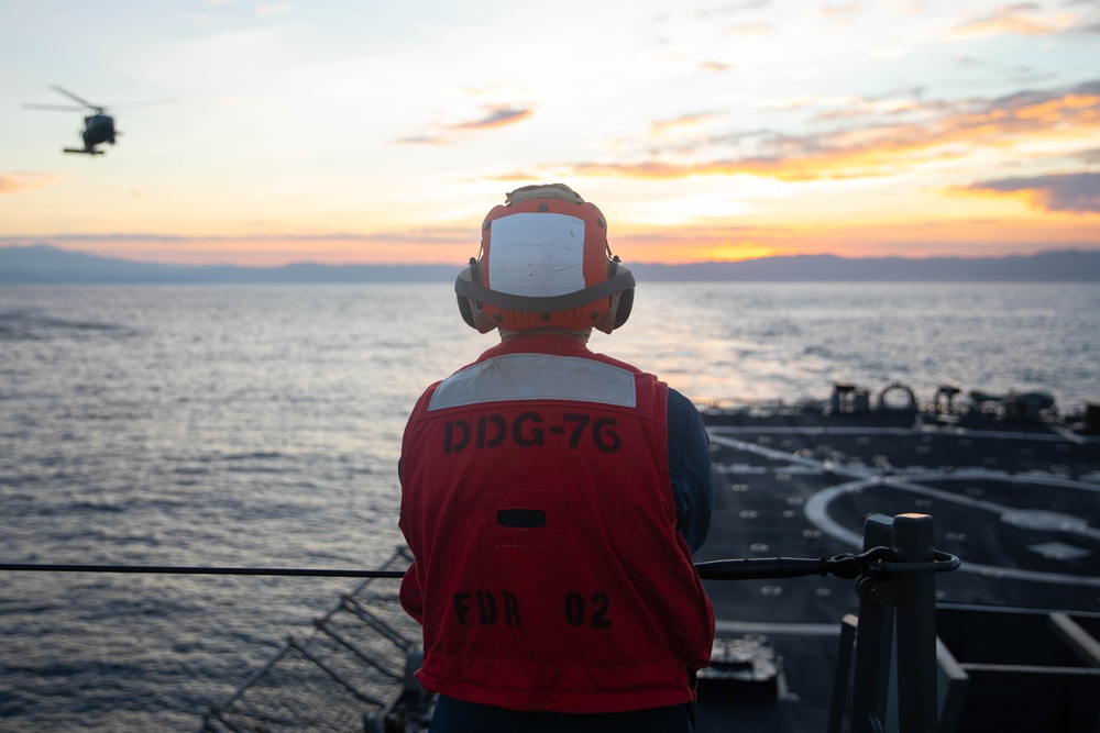 USS Higgins Conducts Flight Operations