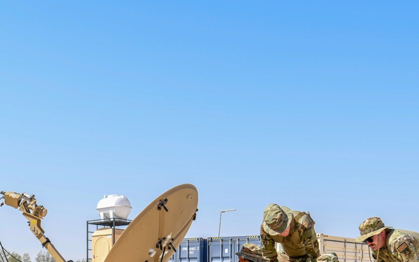 378th ECS Airmen Practice Assembling a Communications Fly-away Kit