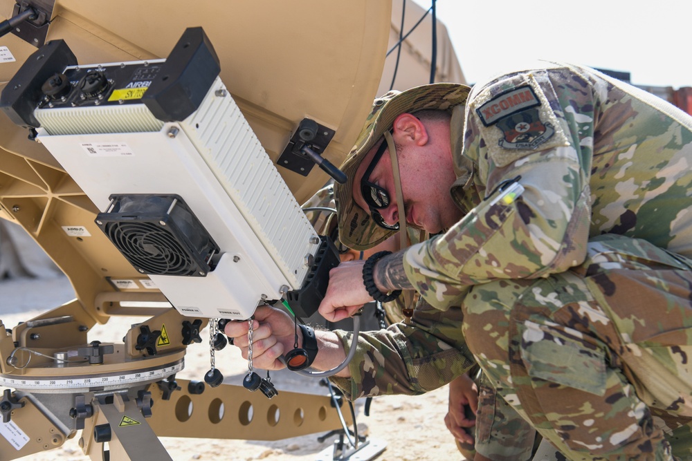 378th ECS Airmen Practice Assembling a Communications Fly-away Kit